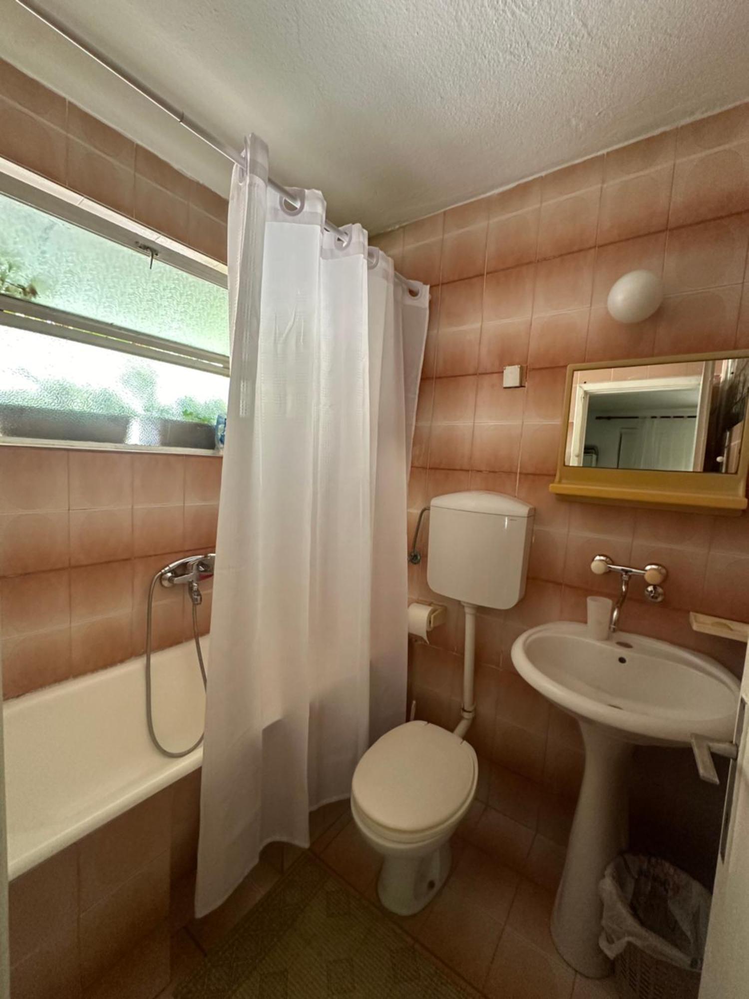 Astakos Apartments Будва Екстериор снимка